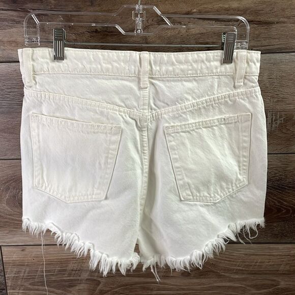 Zara Distressed White Short Bootie Jean Shorts, Size 8 - Picture 5 of 8